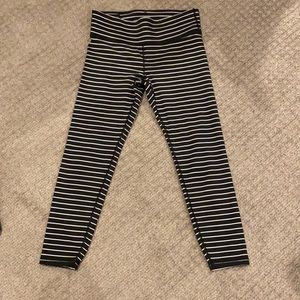 Gapfit 7/8 leggings.